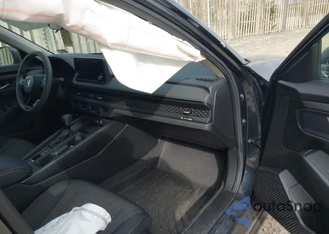 2024 Honda Accord Ex z USA, uszkodzony, nr VIN 1HGCY1F32RA026881